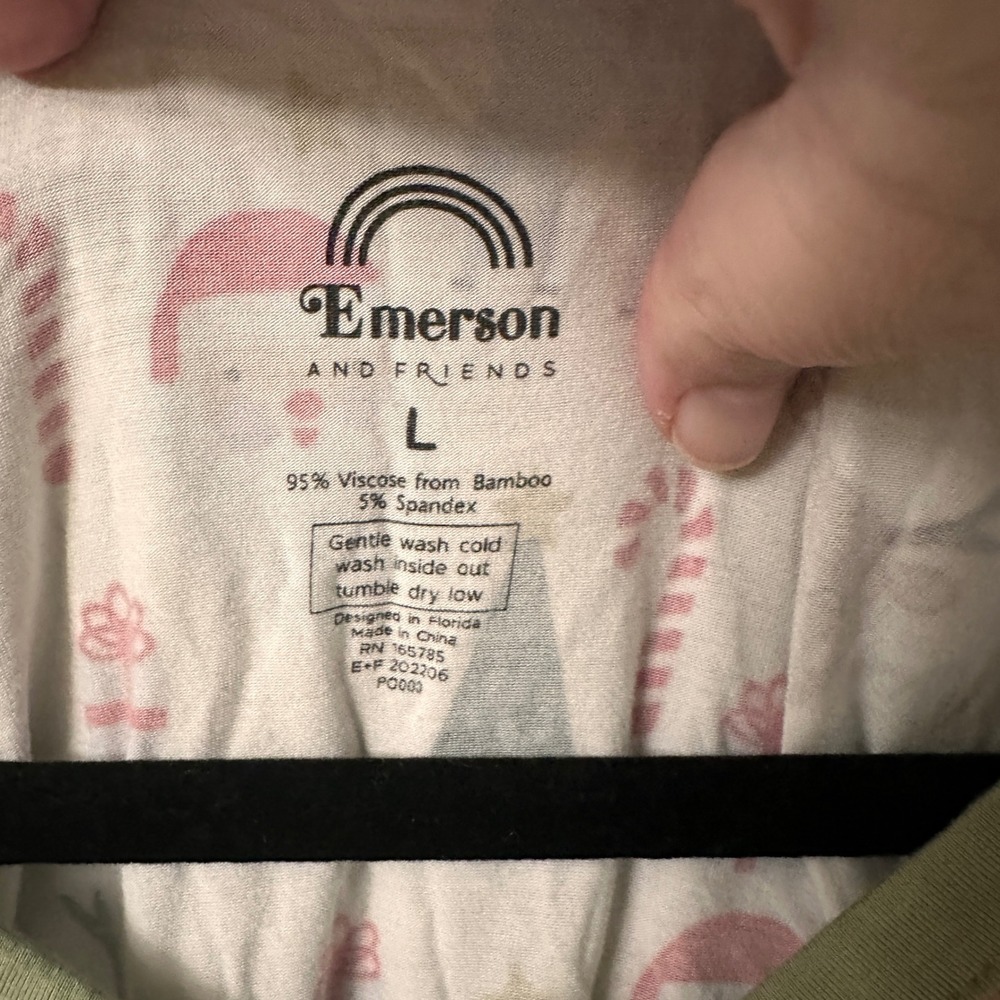 Emerson and Friends Christmas Reindeer Bamboo Pajamas Set Womens L - Picture 4 of 10